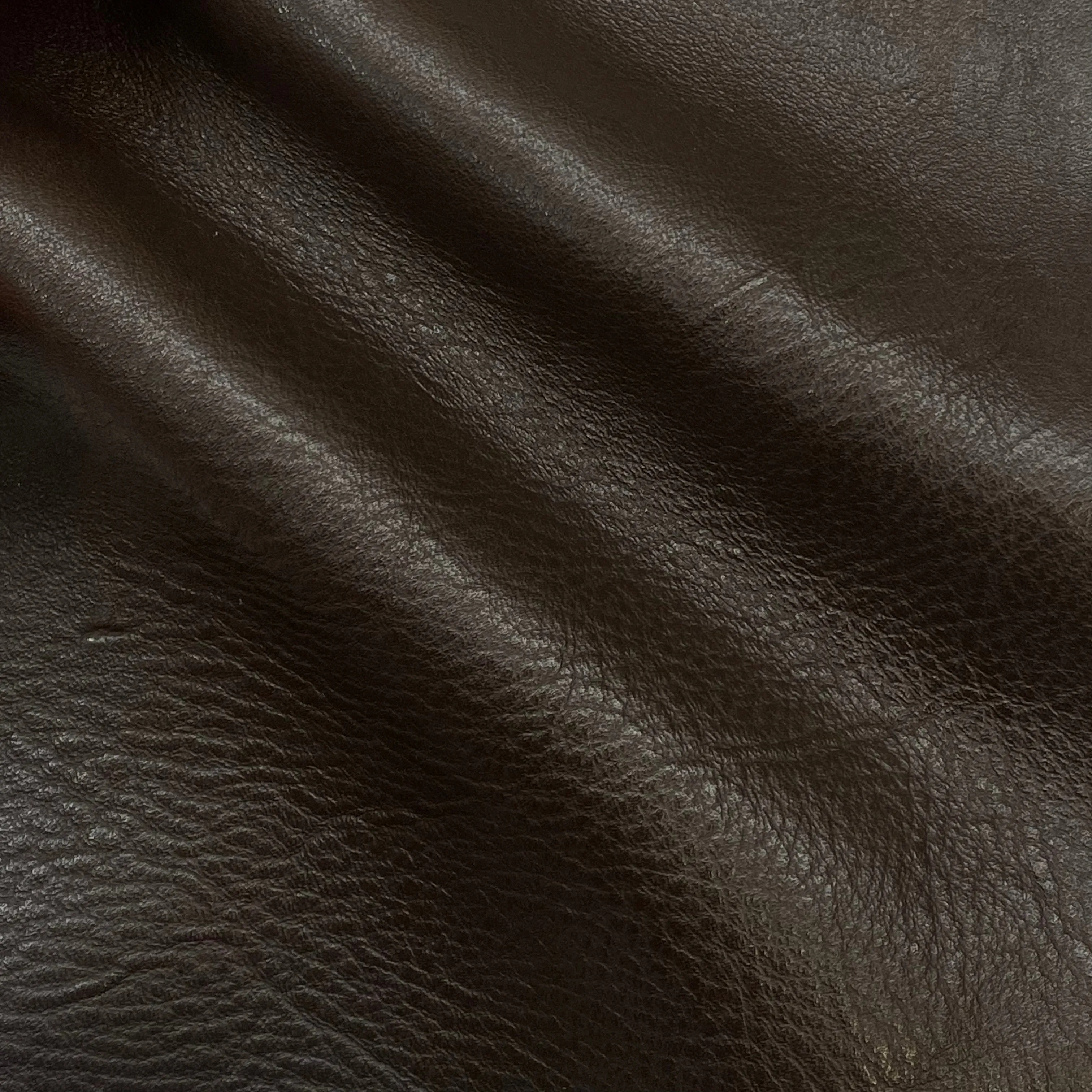 4oz (1.7mm) Cow Leather - Dark Brown (per square foot)