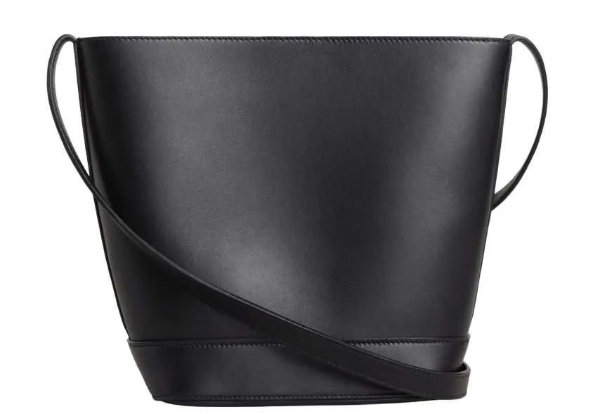 CELINE BUCKET CUIR TRIOMPHE IN SMOOTH CALFSKIN BLACK