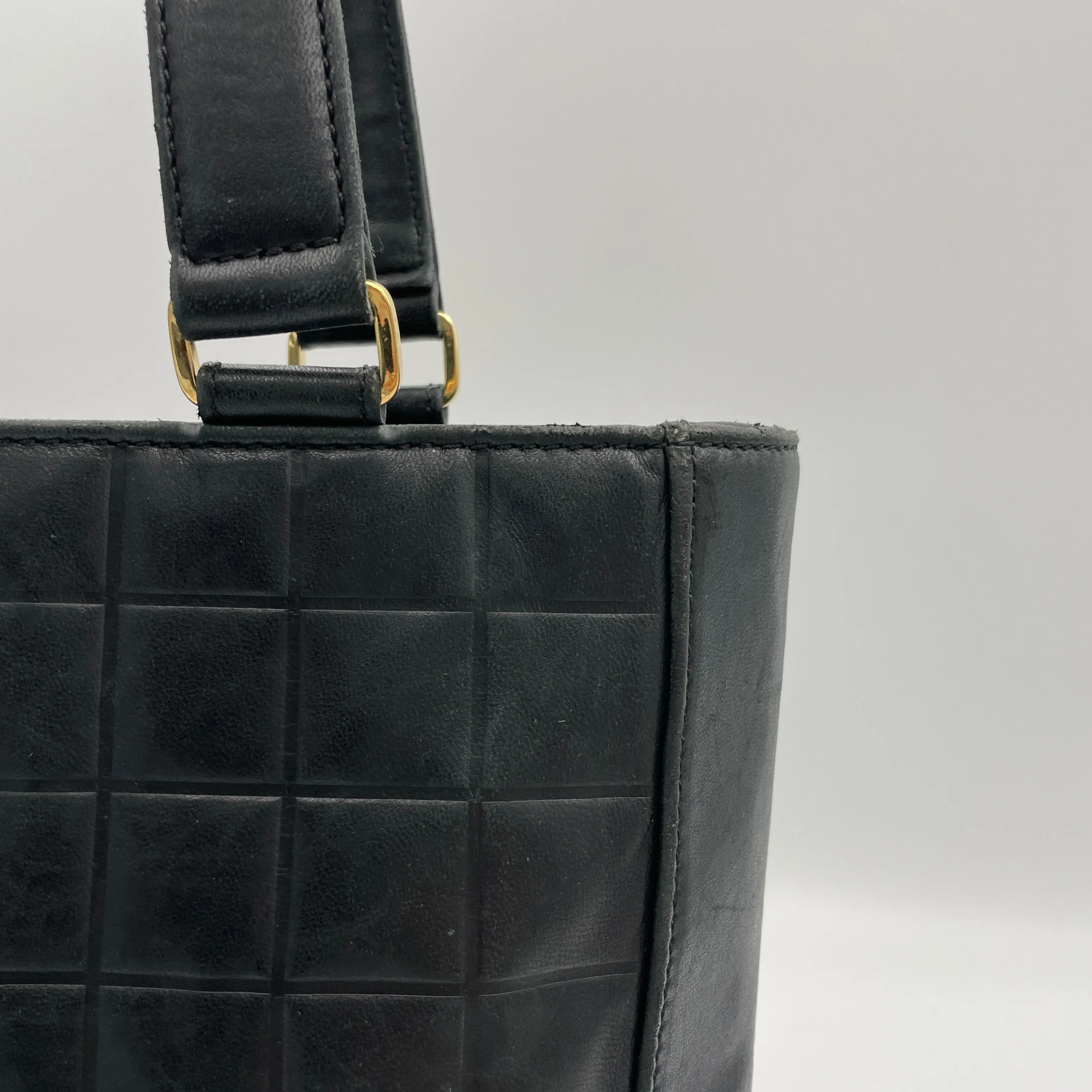 Coco Bar Black Tote Bag in Lambskin, Gold hardware