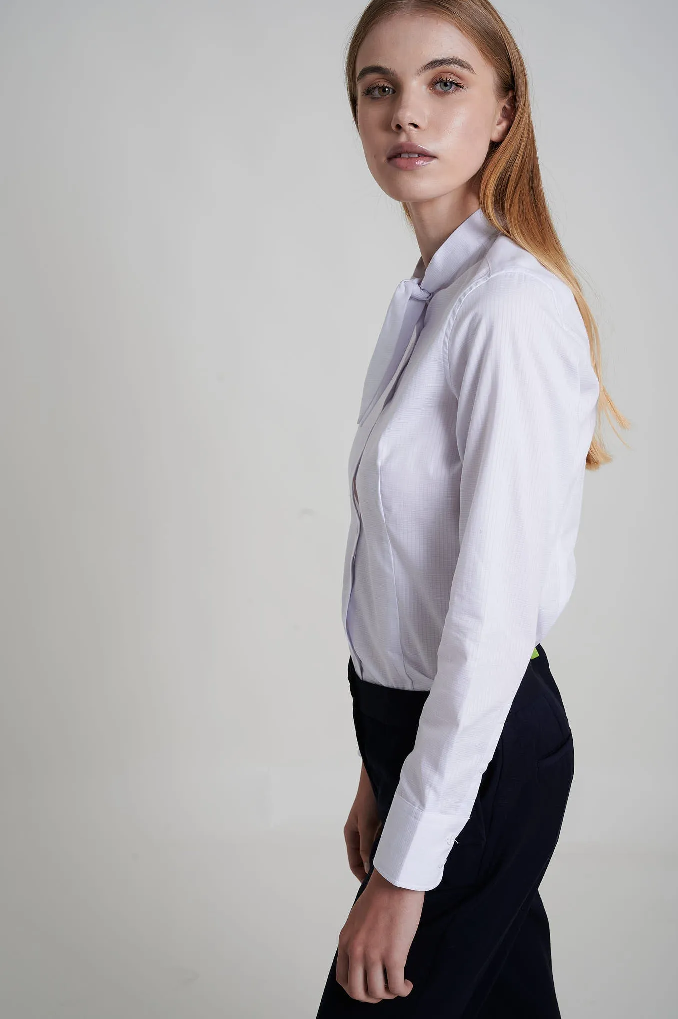 Cotton elastane shirt with bow collar