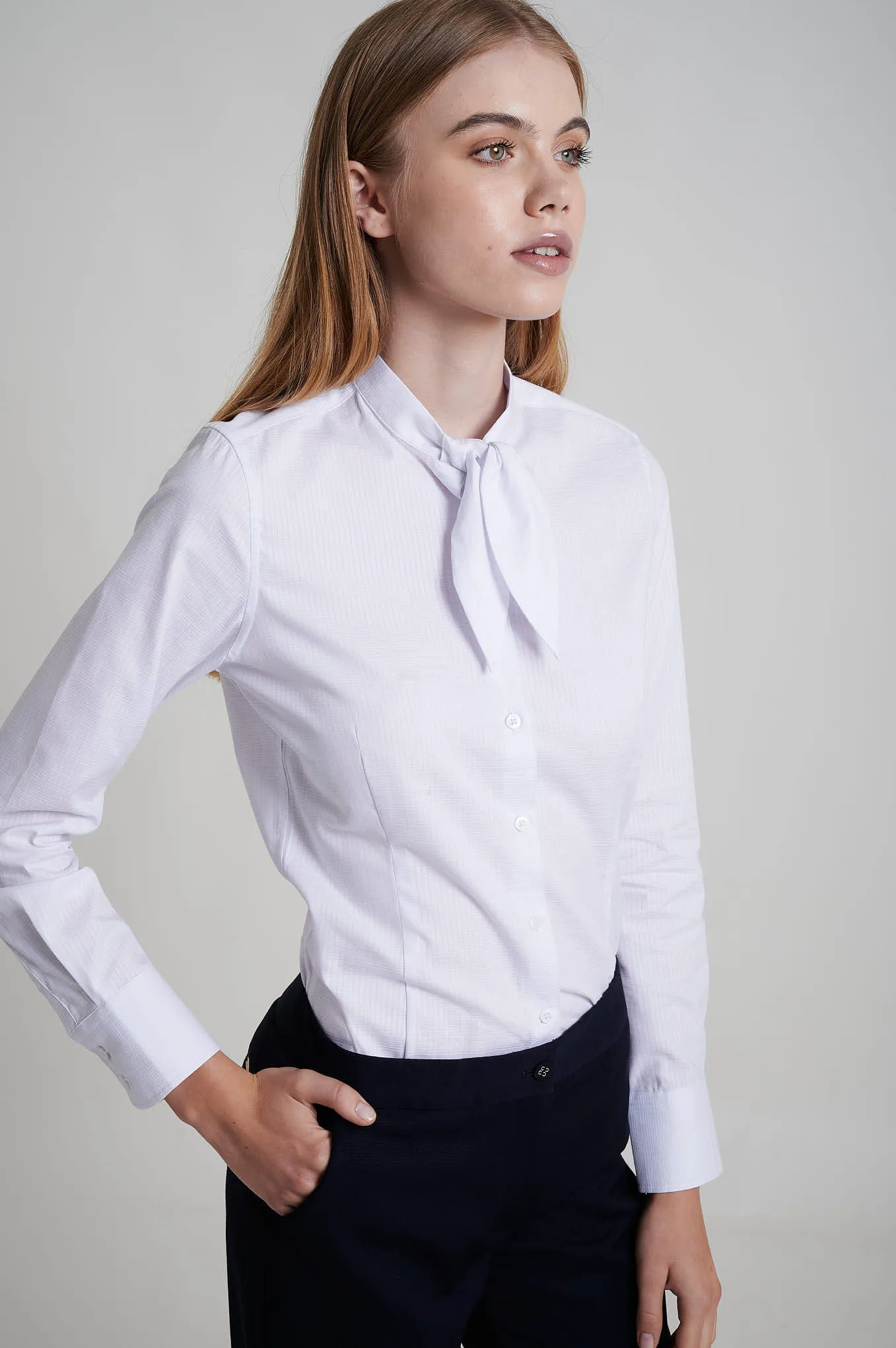 Cotton elastane shirt with bow collar