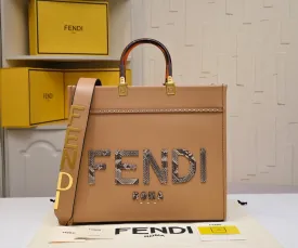 FF220 Fendi Sunshine Medium / 13.7x12.2x6.7inch