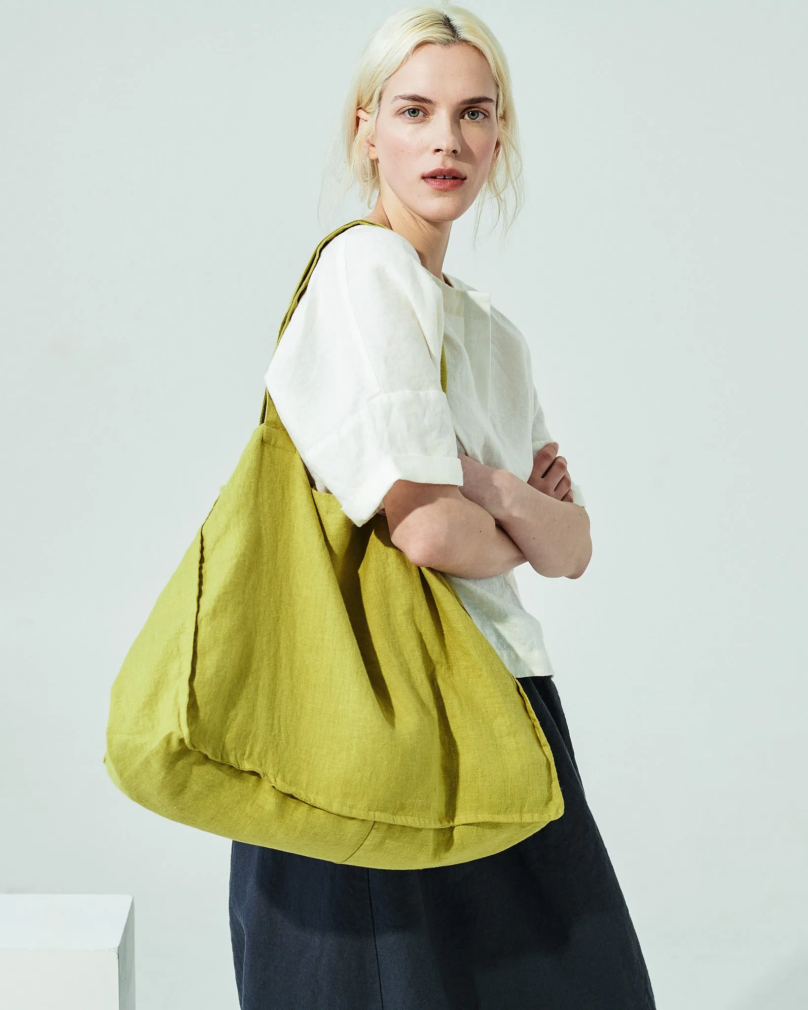 Linen Tote Bag in Lime (SS24)