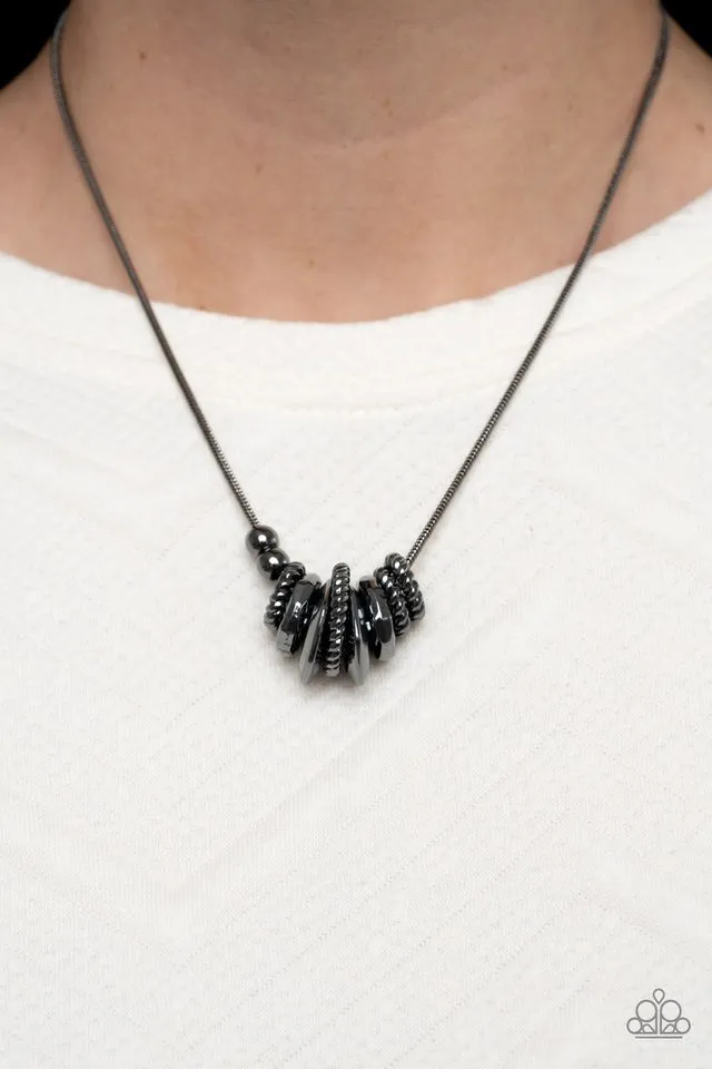 Paparazzi Necklace ~ Mechanical Mischief - Black