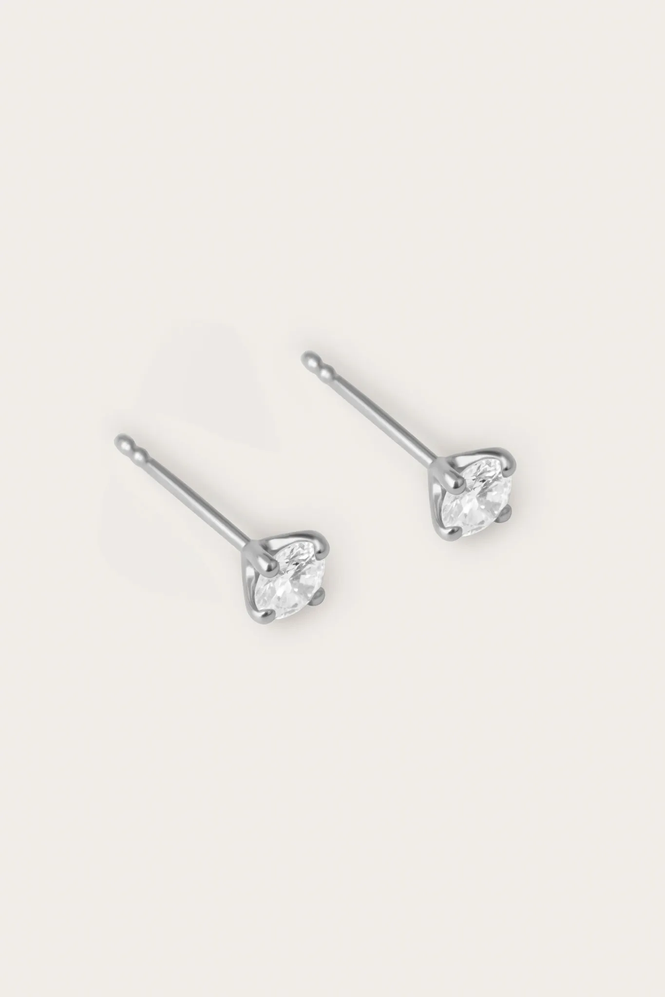 Round Studs Small (0.50tcw)